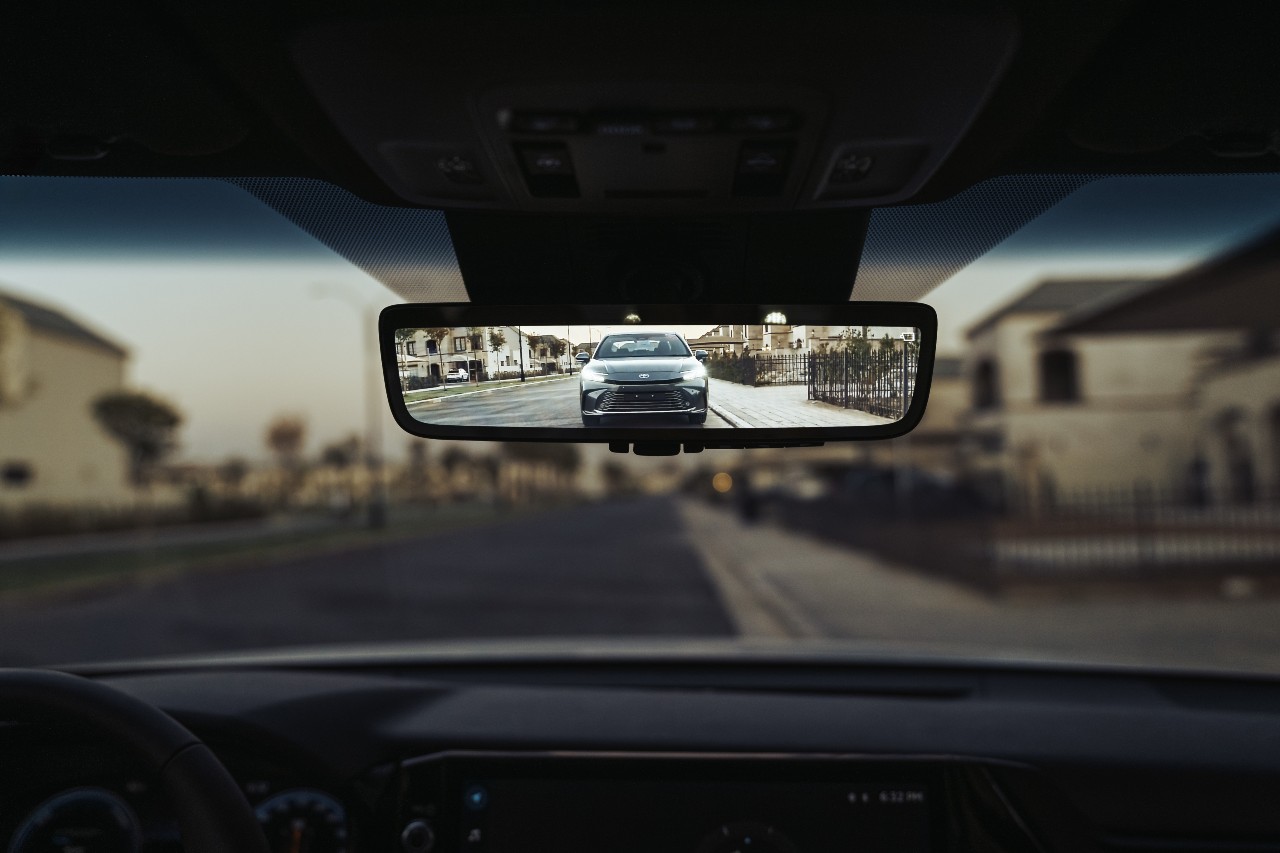 Electronic Rear View Mirror